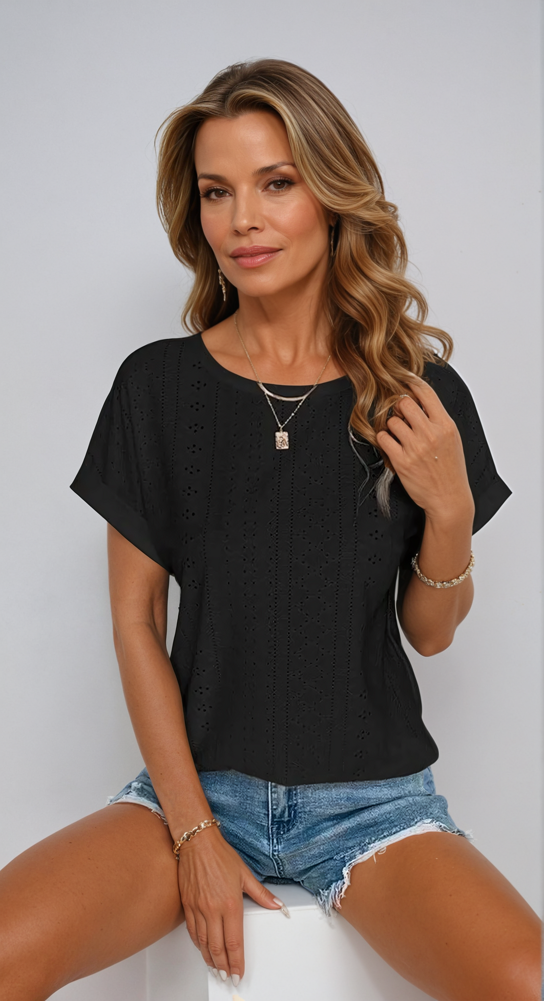 Black (Almost sold out) / 3XL (18-20)