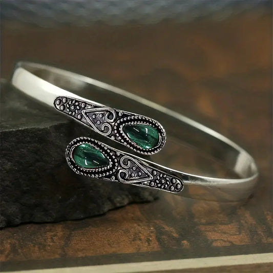 Ulenka | Premium 14k White Gold Bracelet